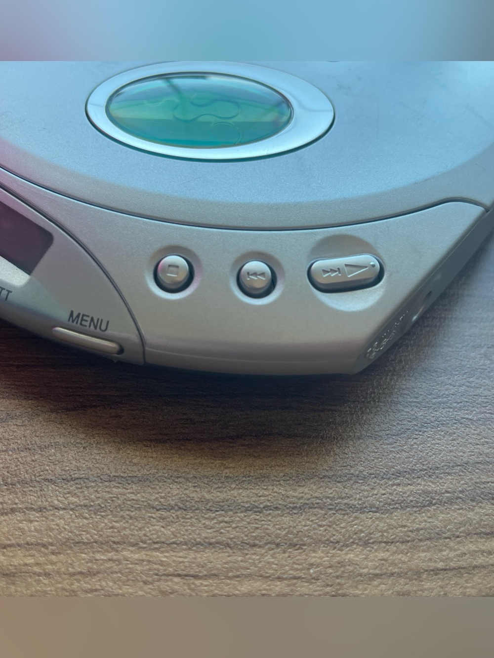 Vintage Sony Walkman Car Ready CD Player (Model D-E356CK) with Headphones - Picture 5 of 13
